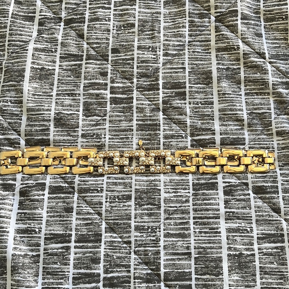 Zara - gold belt with pearls and rhinestones